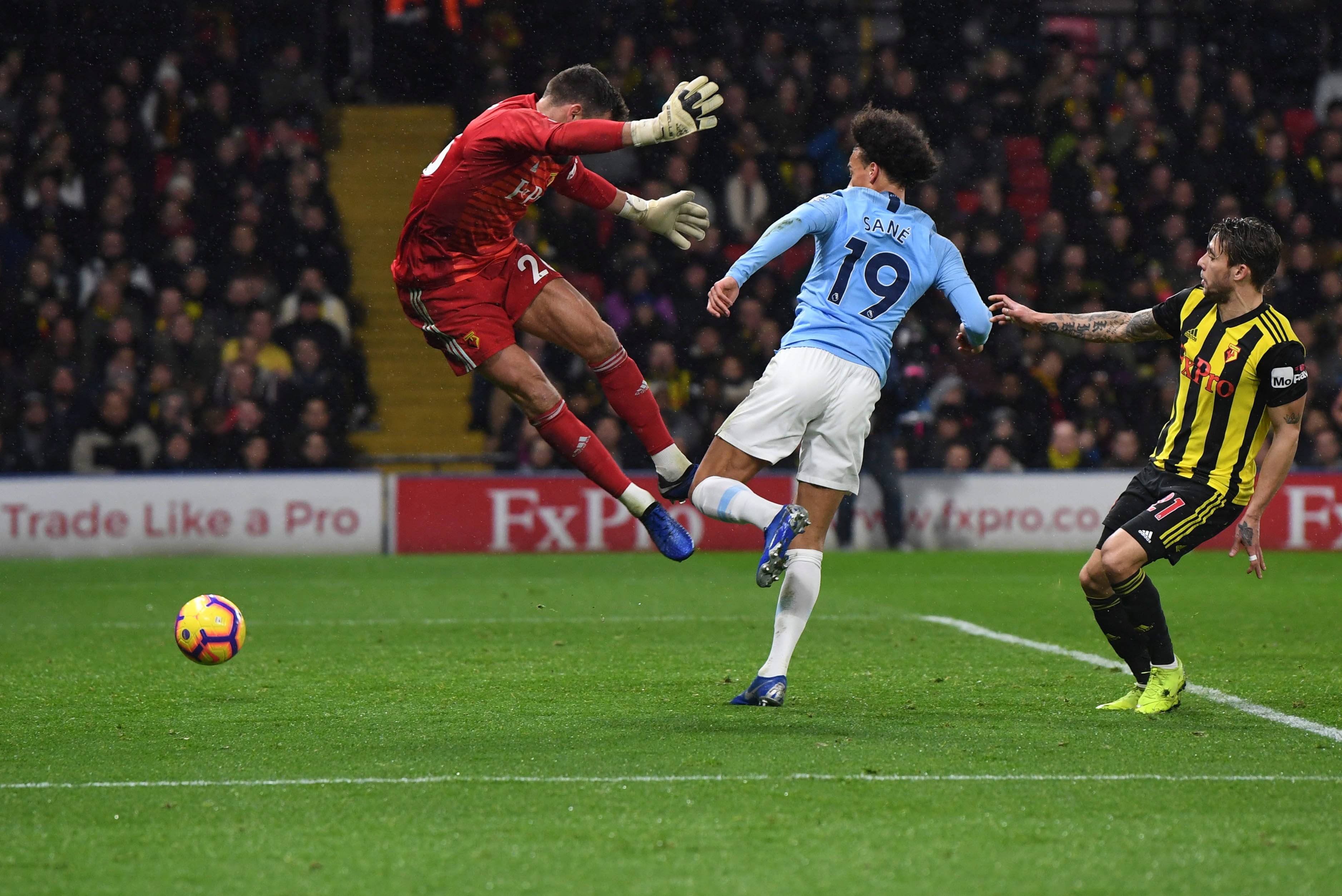 金年会共享体育平台-国际比赛日欧超杯焦点战，巴黎圣日耳曼单刀错失，悬念犹存，球队文化再被提及的简单介绍