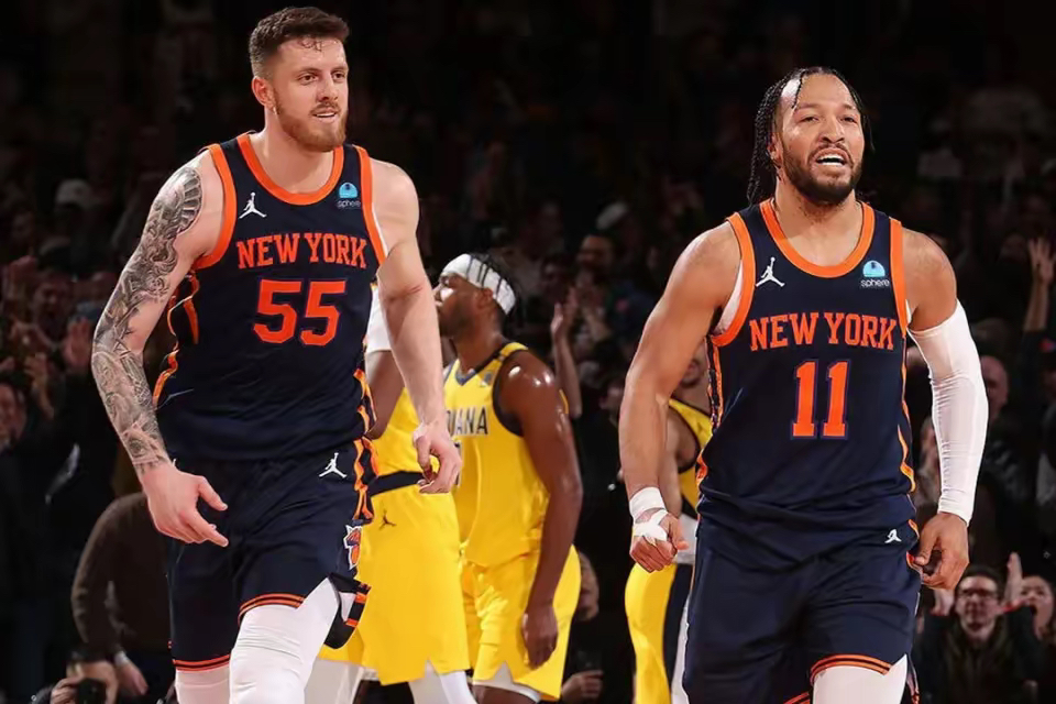 金年会入口-关于丹佛掘金训练开放日；转会期官宣签约引欢呼；NBA季后赛在即；更衣室氛围转暖的信息